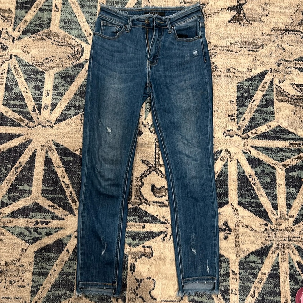 Risen Distressed Skinny Jeans